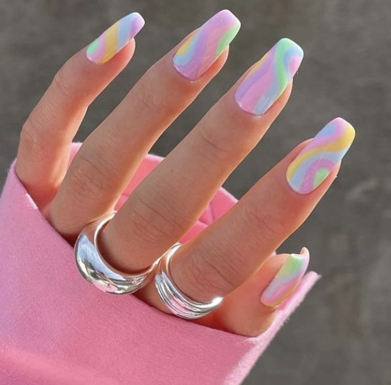 کاشت ناخن _ لمینت ناخن_ اکستنشن مژه