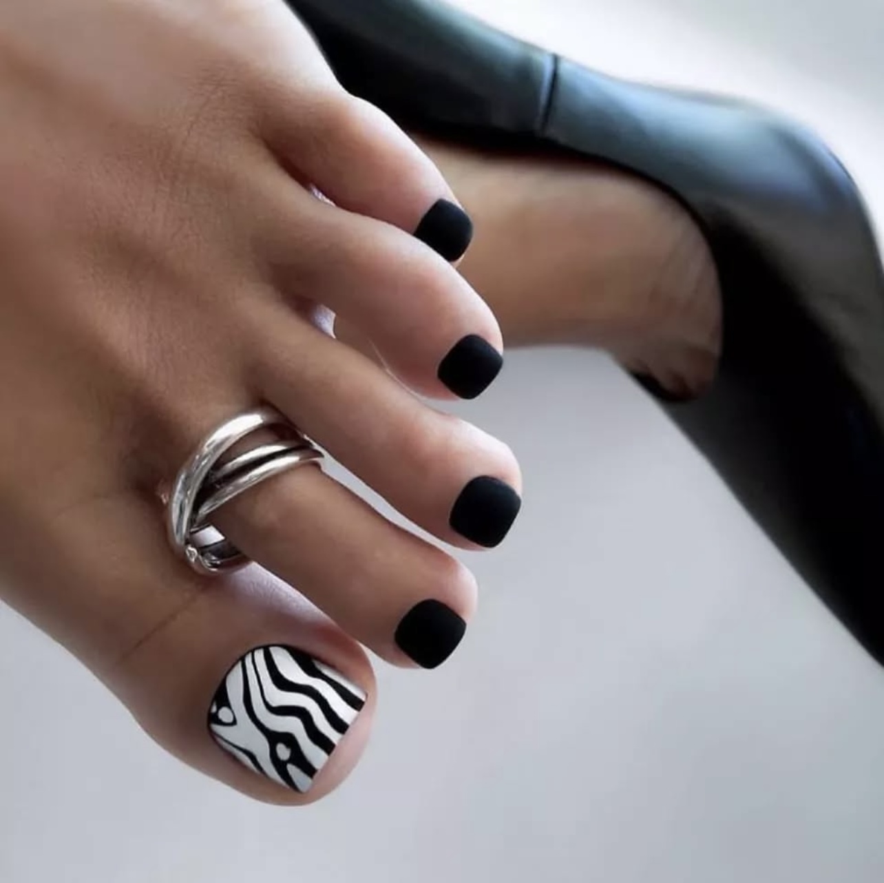 کاشت ناخن _ لمینت ناخن_ اکستنشن مژه