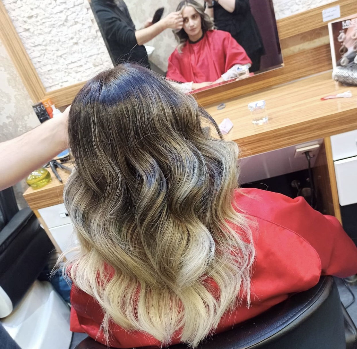 خدمات ارایشی و زیبایی تتو و پرسینگ و حنا