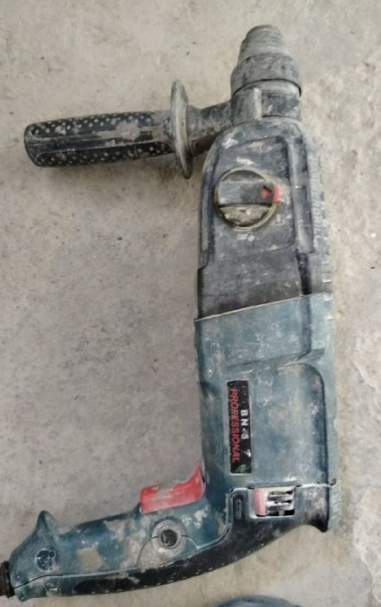 فروش وسایل کار ساختمان و تعمیرات