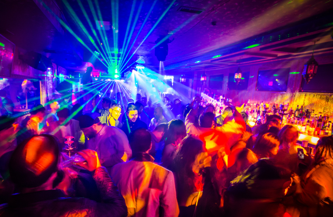 استخدام نیروی خانم برای کلاب در لوله بورگاز