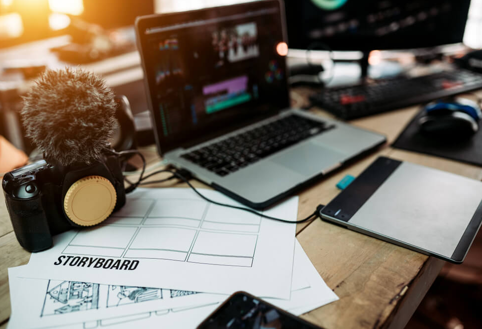 استخدام تولیدکننده محتوای فارسی‌زبان در استانبول