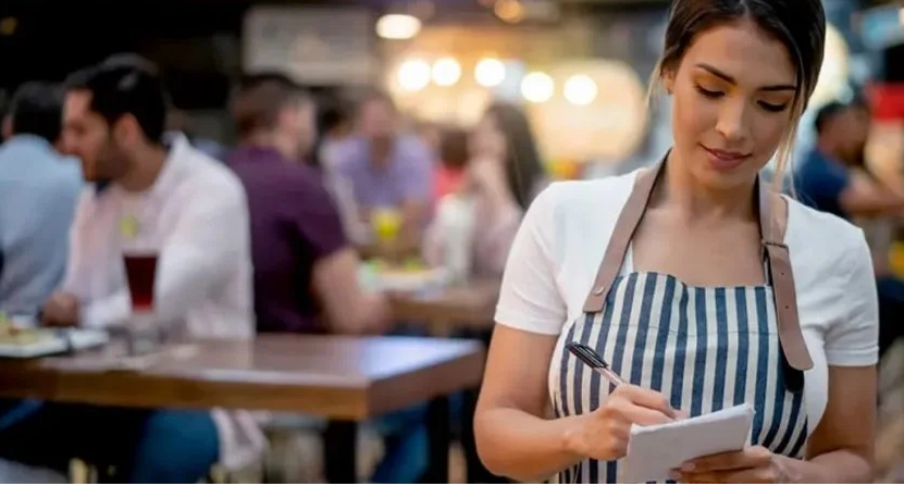 استخدام گارسون خانم در ازمیر