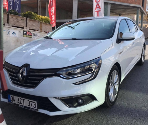 اجاره خودرو مگان در استانبول