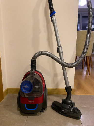 فروش قهوه ساز، جاروبرقی فیلیپس و میزکار در کادیکوی