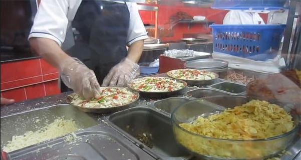 استخدام نیرو برای پیتزا فروشی در کاراکوی