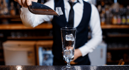 استخدام بارمن و گارسون در بیلیکدوزو